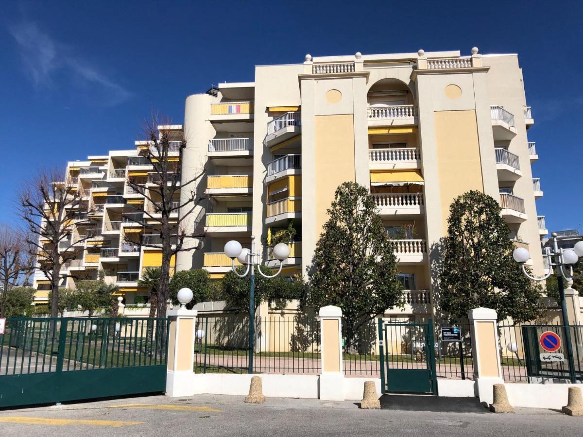 Charmant Studio A Cros De Cagnes Exterior foto